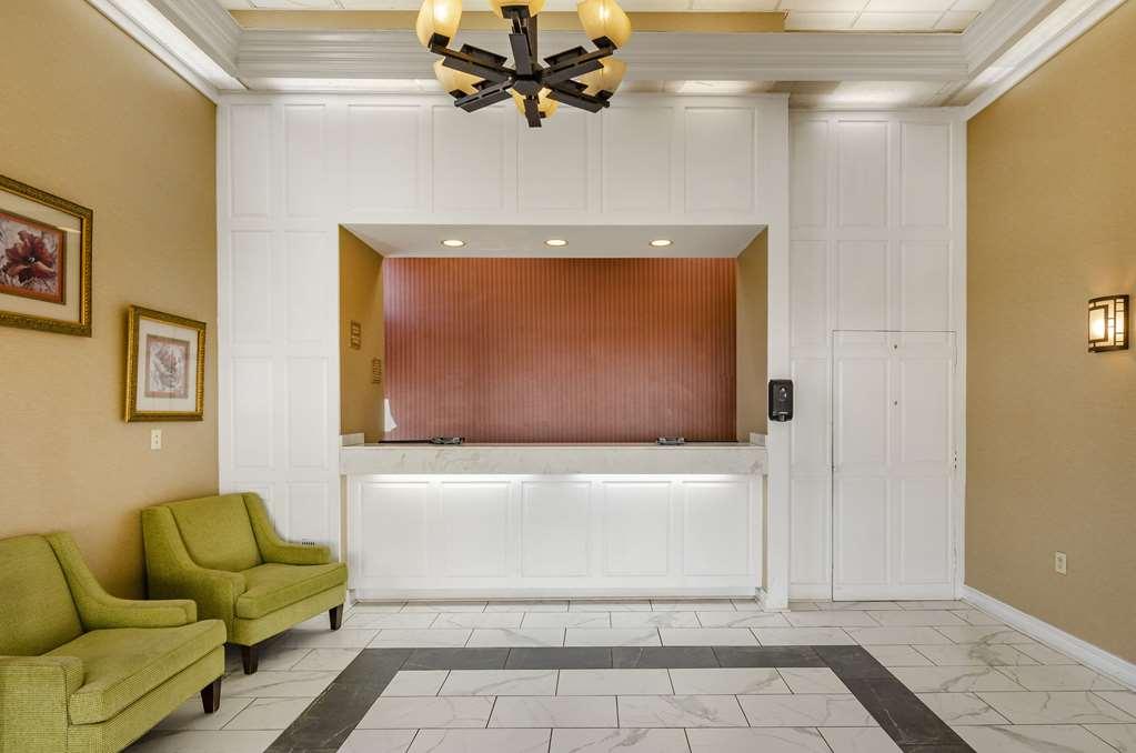Comfort Inn Near Martinsville Speedway Интериор снимка