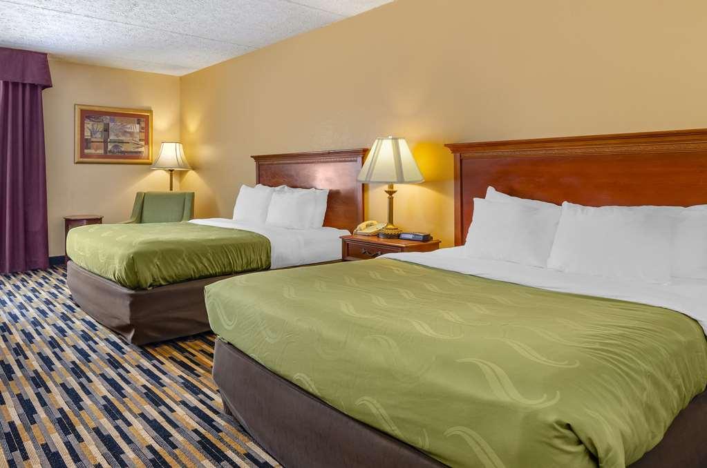 Comfort Inn Near Martinsville Speedway Стая снимка