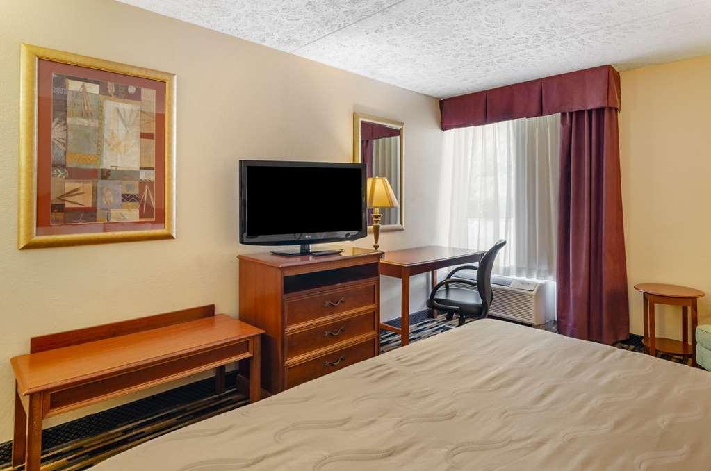 Comfort Inn Near Martinsville Speedway Стая снимка