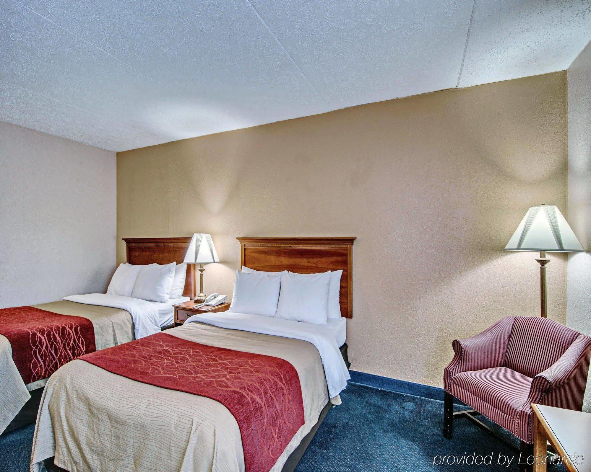 Comfort Inn Near Martinsville Speedway Екстериор снимка