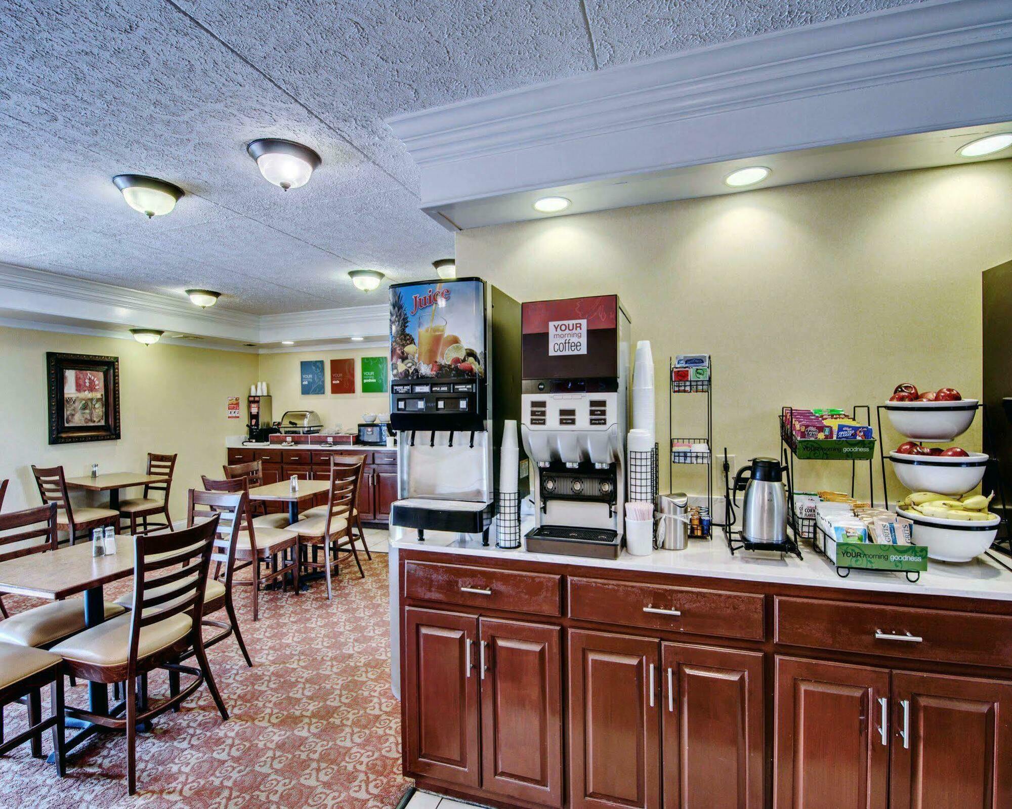 Comfort Inn Near Martinsville Speedway Екстериор снимка