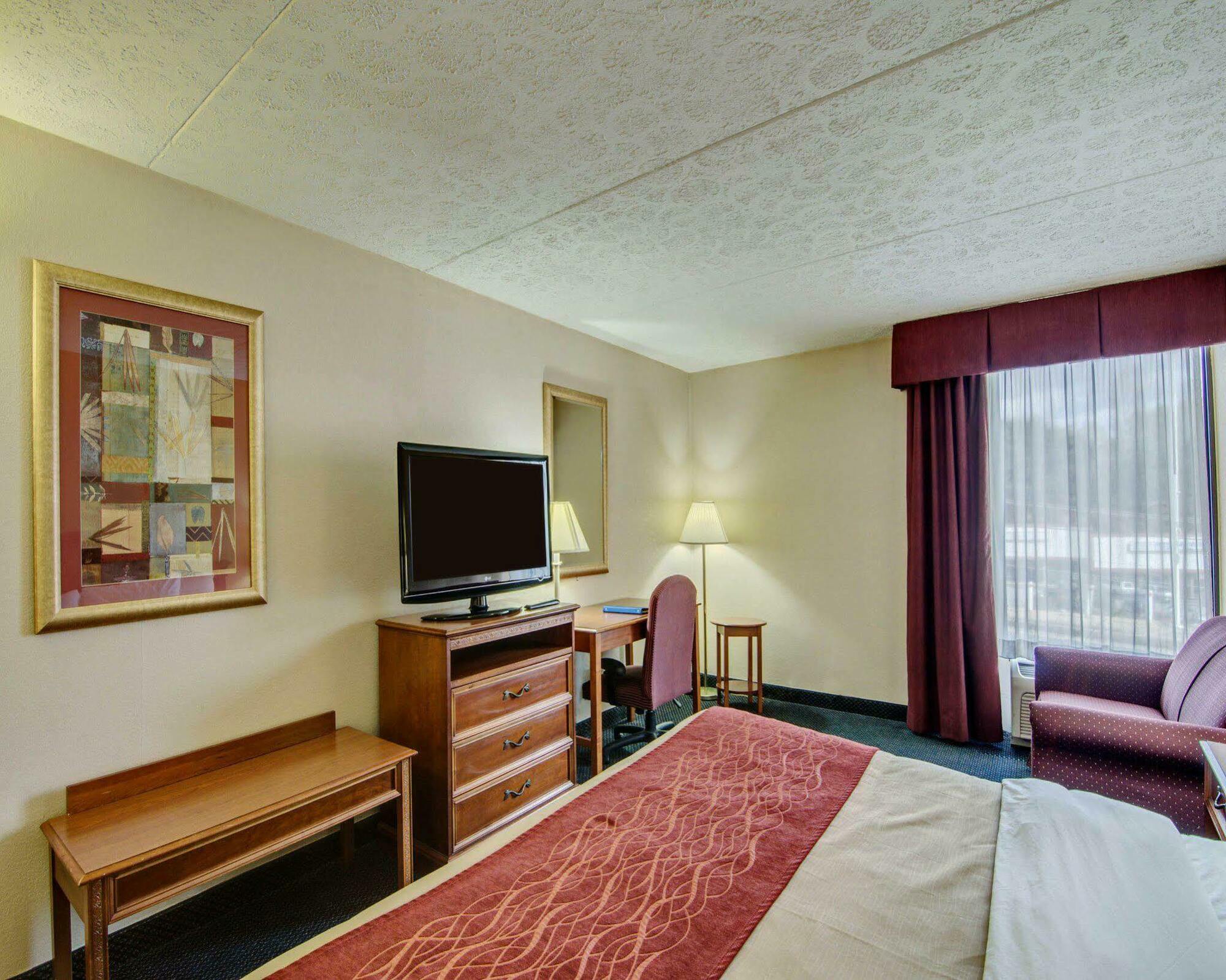 Comfort Inn Near Martinsville Speedway Екстериор снимка